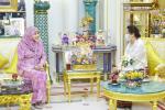 110622_MAJLIS_MENGADAP_KEBAWAH_DYMM_RAJA_ISTERI