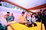 250317_KDYMM BERKENAN BERANGKAT KE MAJLIS SAMBUTAN ULANG TAHUN PENUBUHAN PERBADANAN AMANAH ISLAM BRUNEI YANG KE 25 TAHUN