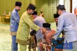 KDYMM BAGINDA SULTAN DAN KDYMM BAGINDA RAJA ISTERI BERKENAN MENERIMA MENGADAP DAN JUNJUNG ZIARAH BAKAL JEMAAH HAJI NEGARA BAGI T