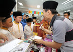 010312 KEBERANGKATAN YAM PENGIRAN ANAK ABDUL RAQLIB KE PESTA BUKU BRUNEI 2012