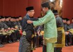 010918_KDYMM BERKENAN BERANGKAT KE MAJLIS PENGURNIAAN BINTANG-BINTANG KEBESARAN NEGARA BRUNEI DARUSSALAM