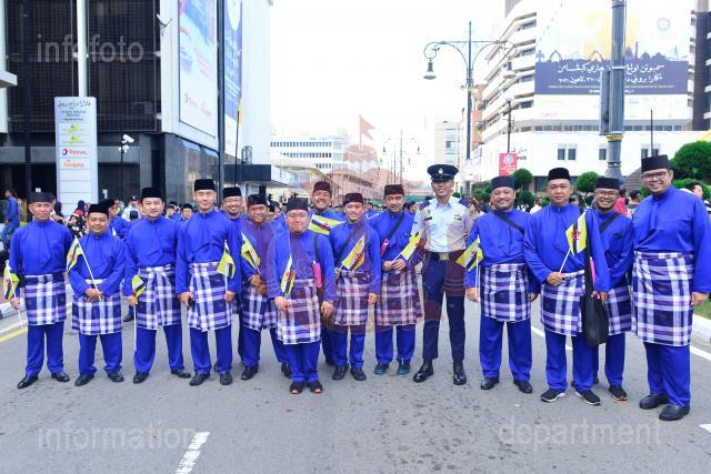 INFODEPT02-40