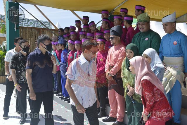 INFODEPT02-0018