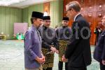 AZMI-170525-00034