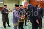 AZMI-170525-00040