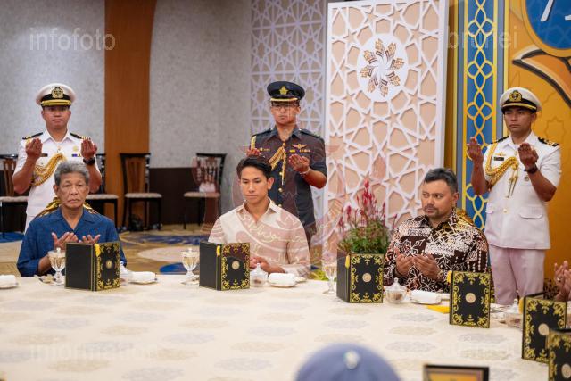 AZMI-121025-00099