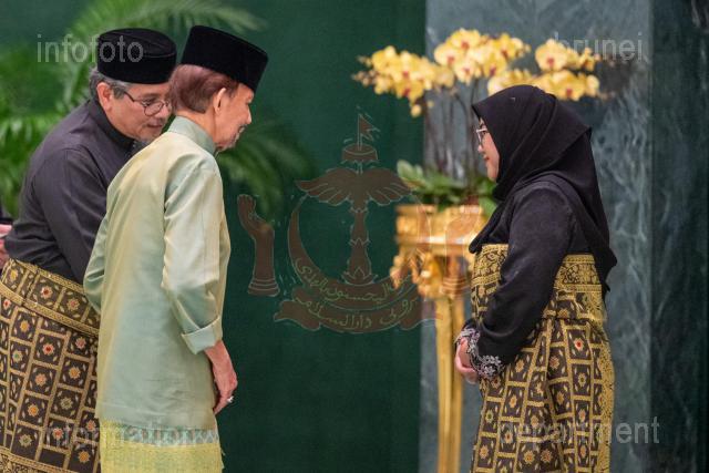 AZMI-181025-00034