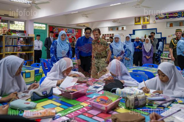 060726_AZMI_00008