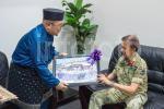 060726_AZMI_00040
