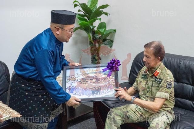 060726_AZMI_00040
