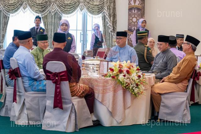 040826_AZMI_00056