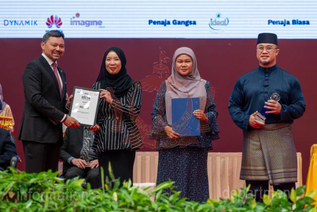 270826_AZMI_00078