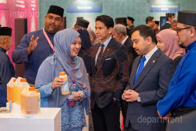 081026_AZMI_00064