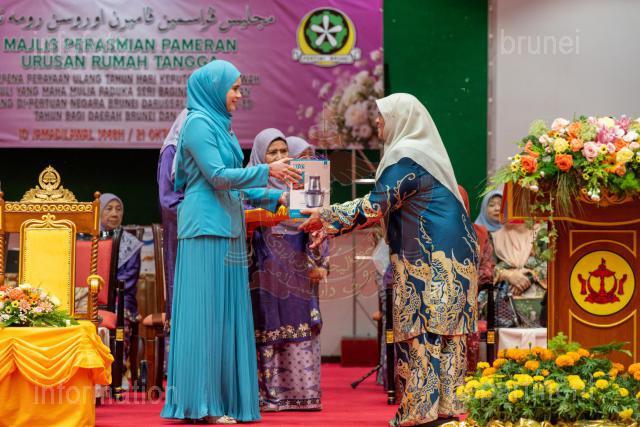 211026_AZMI_00028
