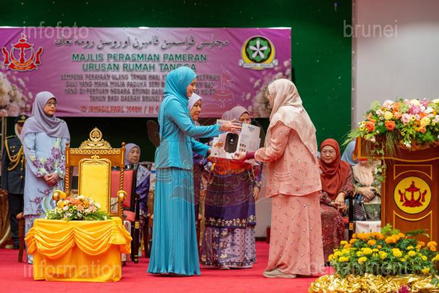 211026_AZMI_00029