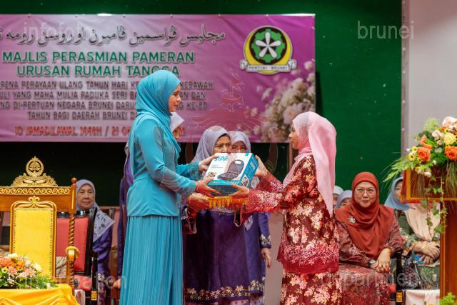 211026_AZMI_00033