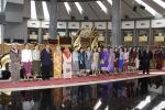 020313 ROYAL REGALIA