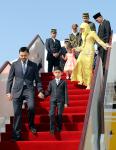 030214_KEBERANGKATAN RASMI DYTM DPMM DAN YTM PAIPA SARAH KE SULTANAN OMAN
