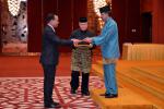 130914 KDYMM BERKENAN MENERIMA SURAT TAULIAH PERLANTIKAN