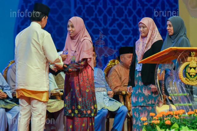 AZMI_ (46)