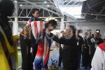 DYTM seterusnya dijemput untuk menyempurnakan penyampaian pingat kepada juara tuan rumah, Malaysia